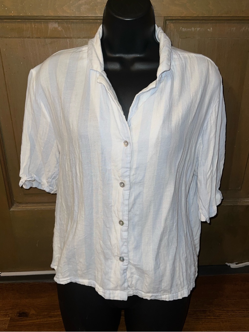 Sincerely Jules White & Blue Stripe Button Up Casual Short Sleeve Top Size M